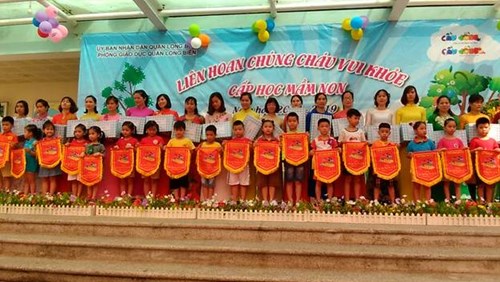 Mầm non Ánh Sao tham gia  Liên hoan chúng cháu vui khỏe  cấp học Mầm non quận Long Biên - Năm học 2018 – 2019.